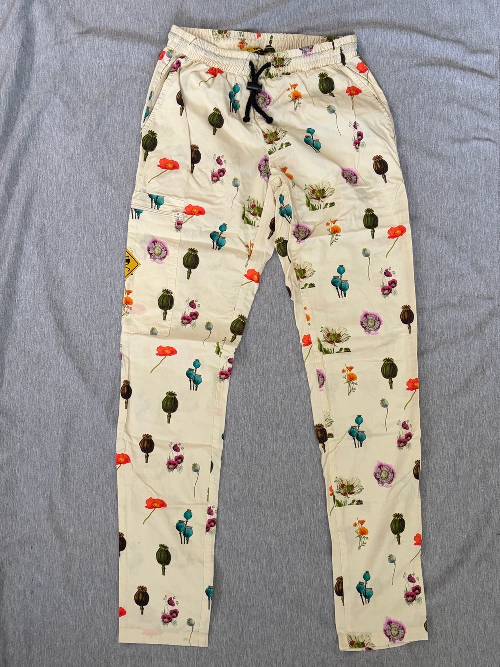 Cream Floral-Print Drawstring Joggers